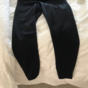 Yoga leggings. Black compression